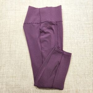 ATHLETA Salutation Stash Pocket II 7/8 Tight Women's Size Small Purple Yoga Gym